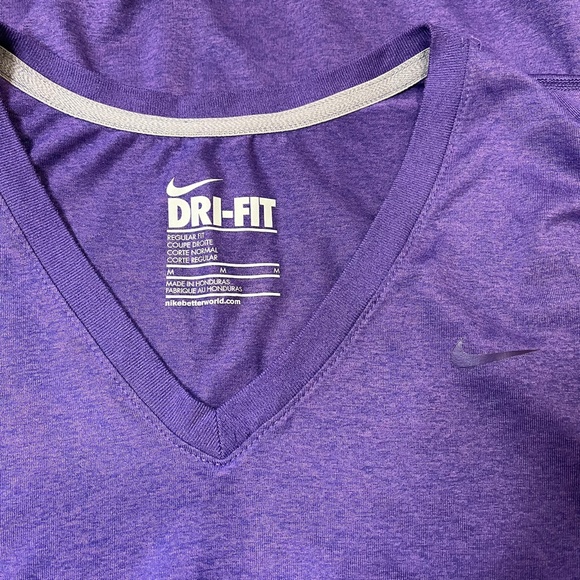 Nike Long Sleeve Workout Shirt - Picture 3 of 3